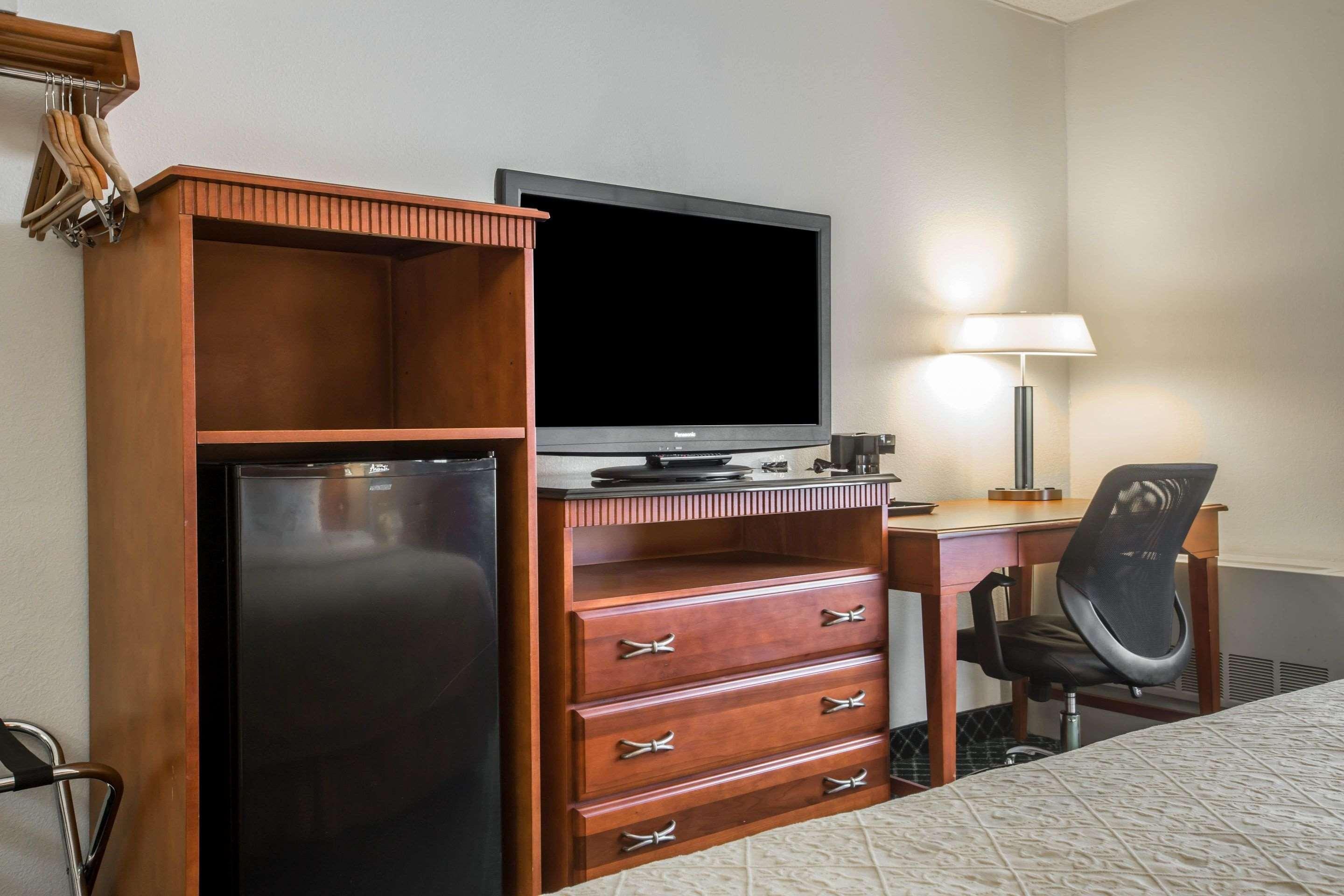 Quality Inn Colchester - Burlington Dış mekan fotoğraf