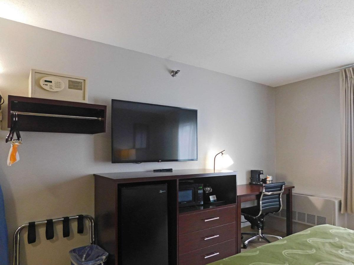 Quality Inn Colchester - Burlington Dış mekan fotoğraf