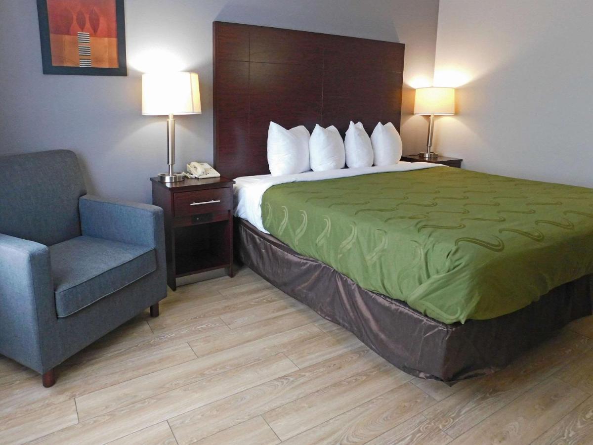 Quality Inn Colchester - Burlington Dış mekan fotoğraf