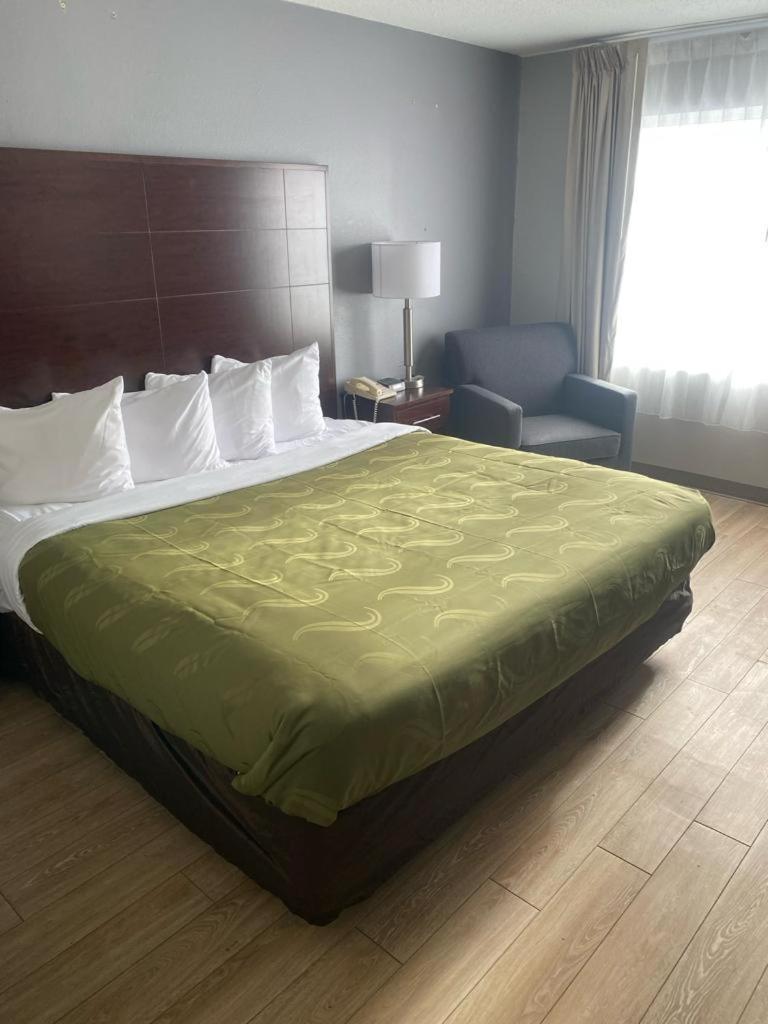 Quality Inn Colchester - Burlington Dış mekan fotoğraf