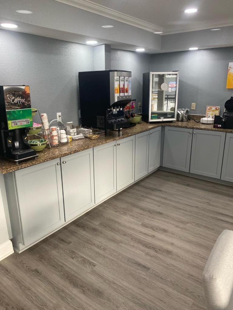 Quality Inn Colchester - Burlington Dış mekan fotoğraf